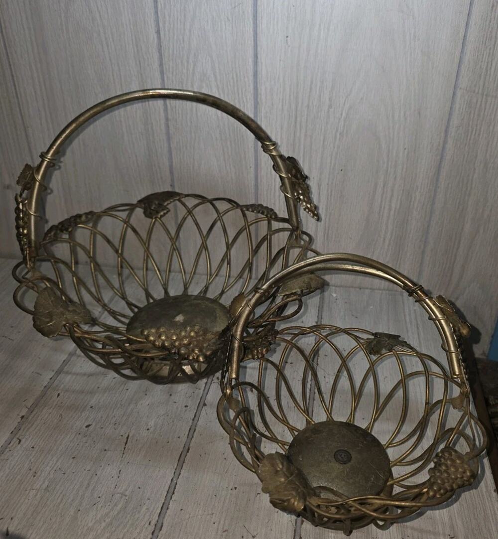 Vtg Godinger Silver Co Woven Baskets Grape Motif Swivel Handle 8" & 12" Set Of 2